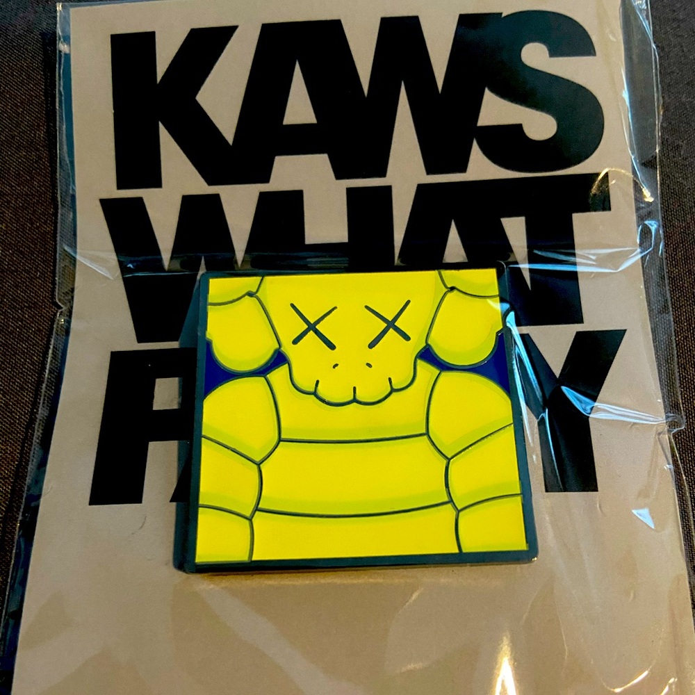 *NWT* Kaws *WHAT A PARTY* (Yellow) Square Pin BKM